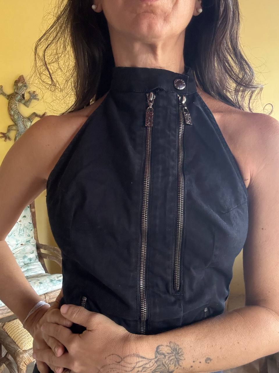 Macacão Halter Preto com Zíperes – Planet Girls – tam 38 - Imagem 3