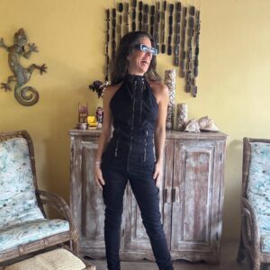 Macacão Halter Preto com Zíperes – Planet Girls – tam 38