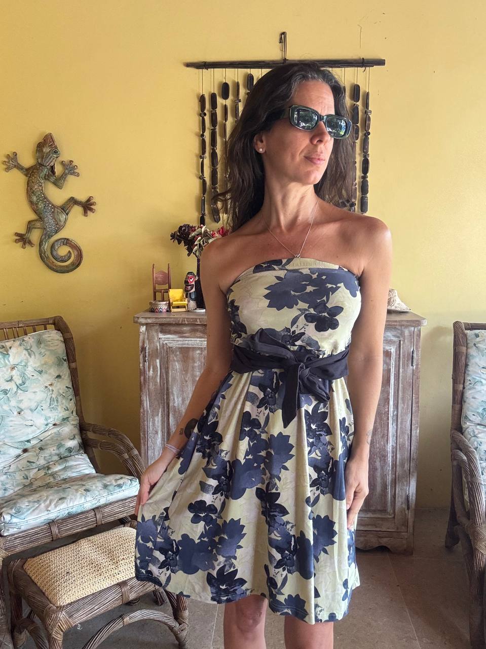 Vestido Tomara que Caia Floral Azul e Bege – tam M