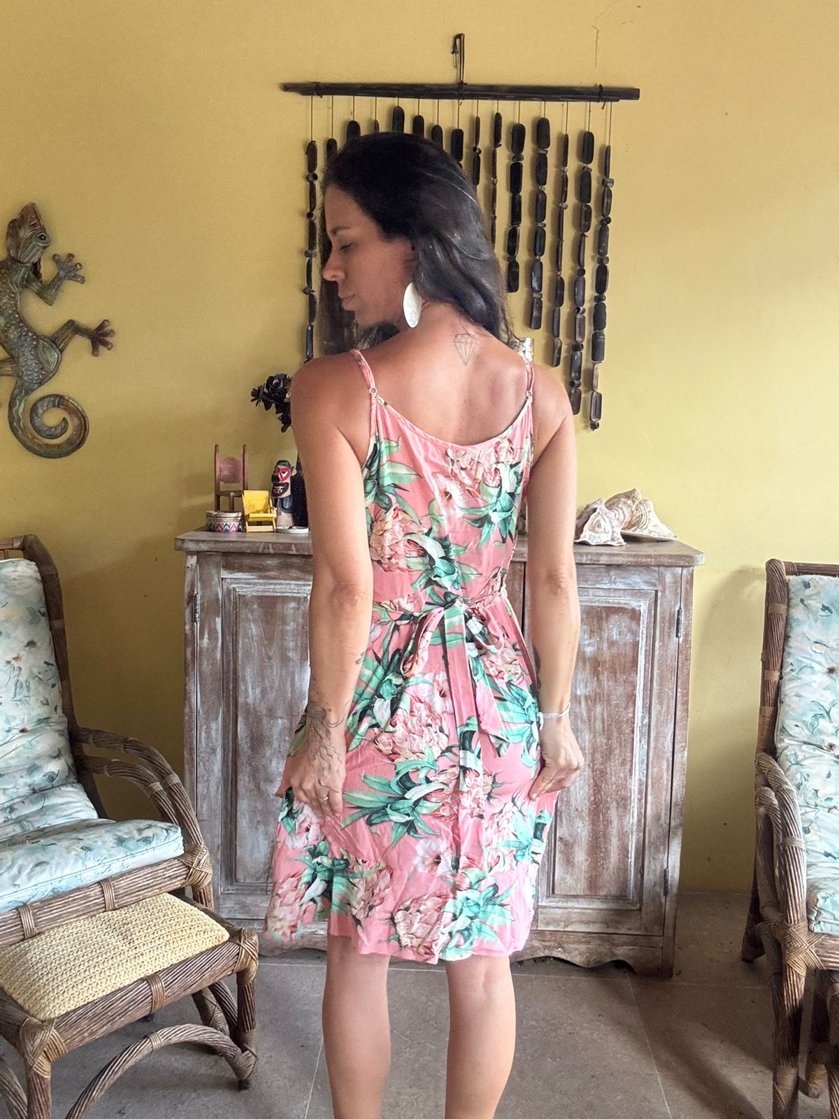 Vestido Transpassado Estampa Tropical Rosa - Kallayanne - tam G - Imagem 2