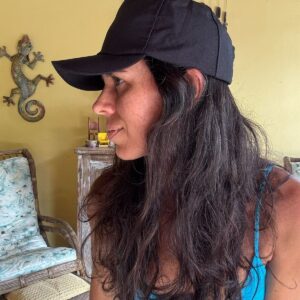 Boné Preto Básico Ajustável