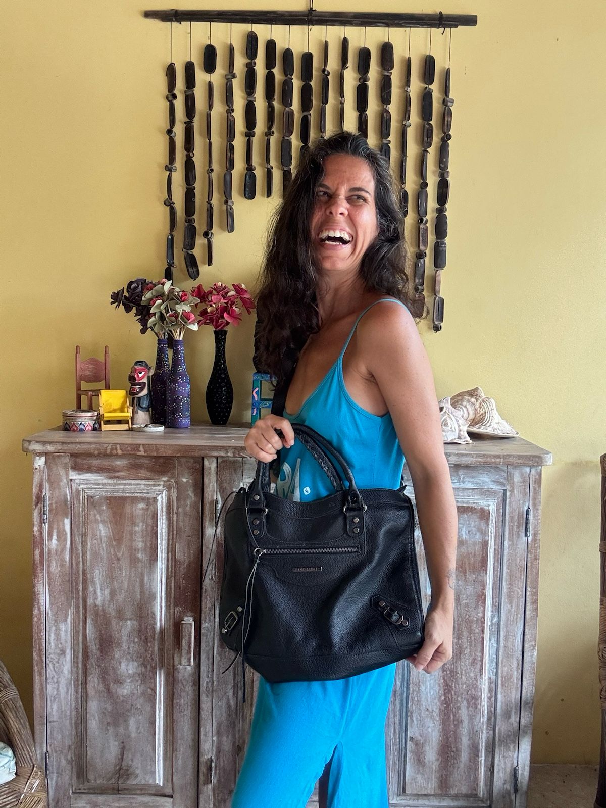 Bolsa de Ombro em Couro Preto - Constance - grande - Imagem 3