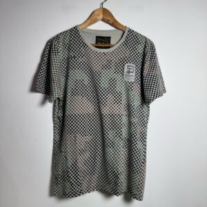 Camiseta Quadriculada – Colcci – tam M