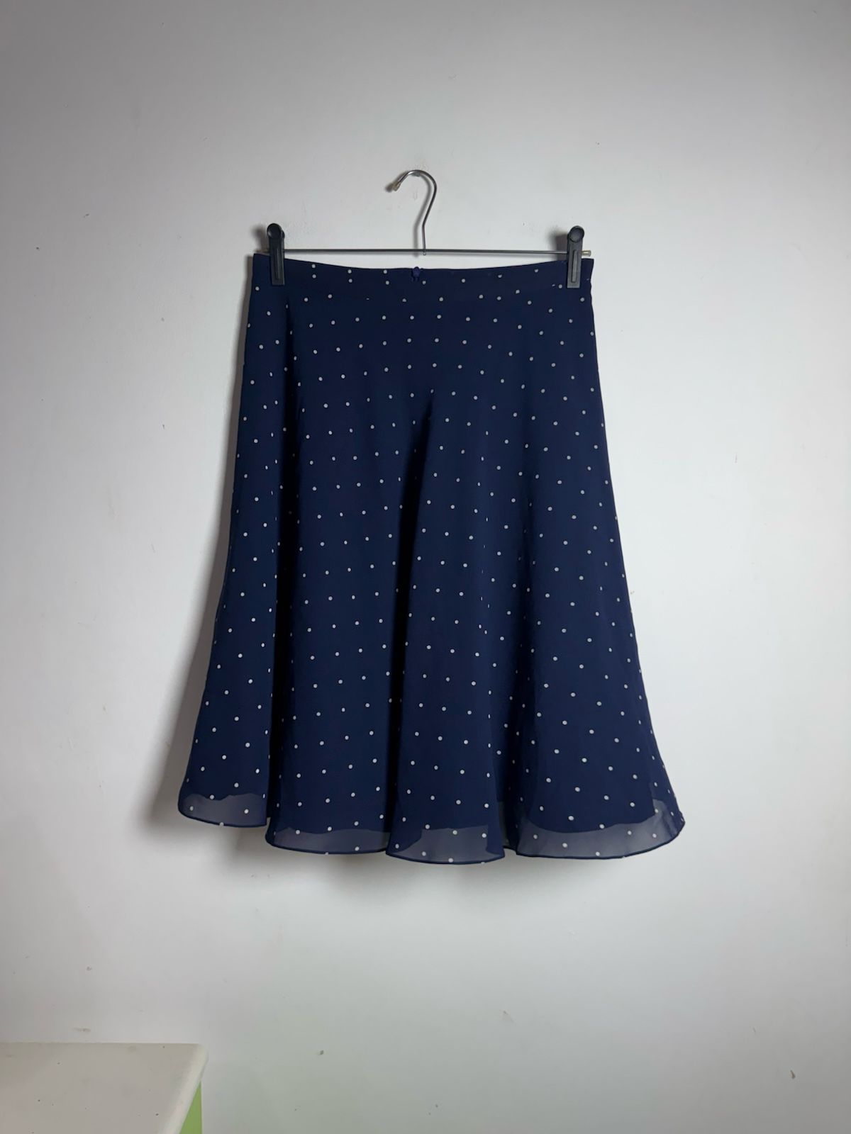Saia Midi Evasê Poá Azul Marinho – Mary zade – tam 40