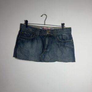 Mini Saia Jeans Desfiada com Bordado – Carmim – tam 42