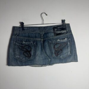 Mini Saia Jeans Desfiada com Bordado – Carmim – tam 42