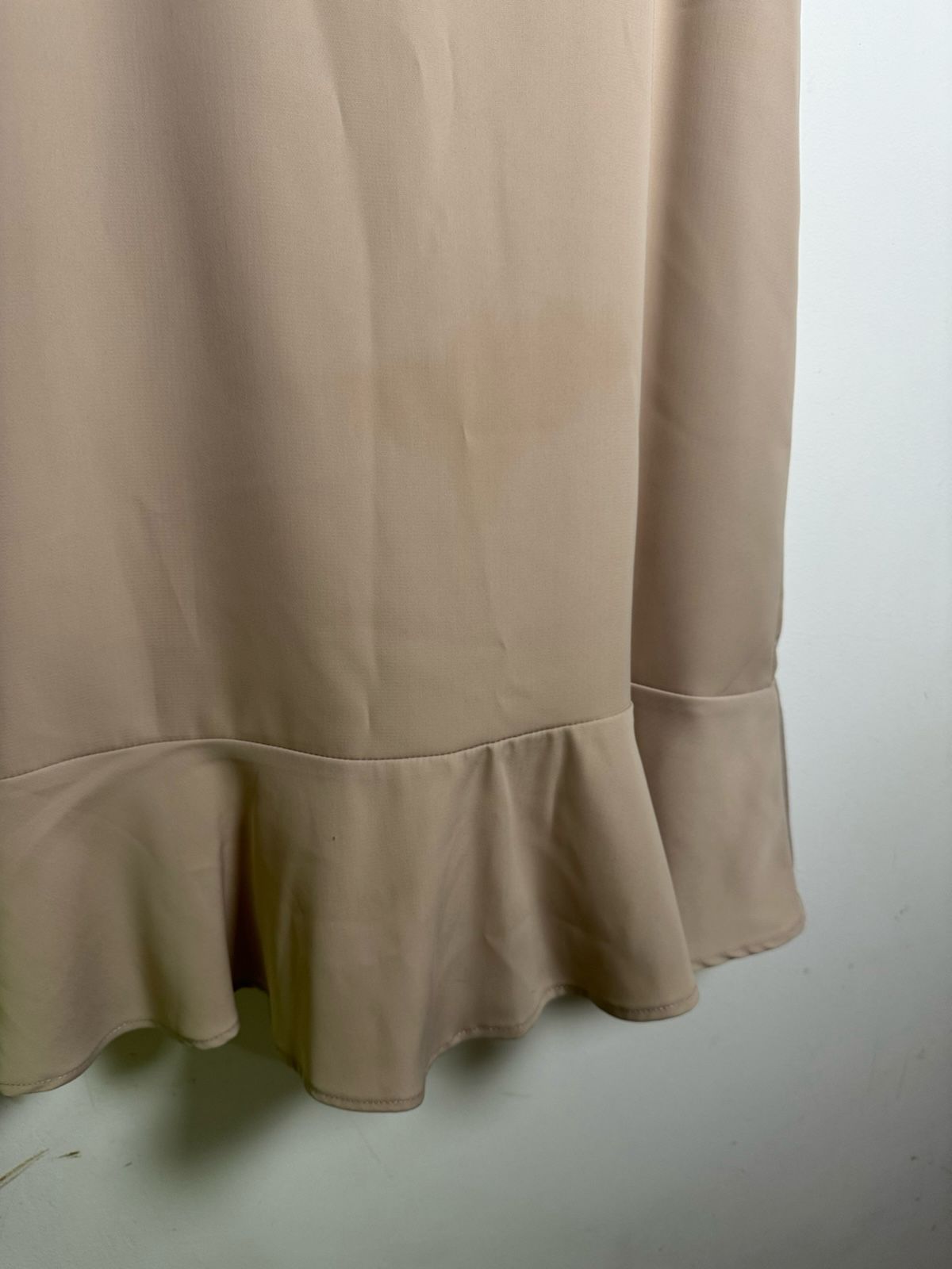 Vestido Curto Bege com Gola e Babado – ahamix – tam 42 - Imagem 5