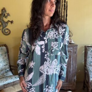 Vestido Bata Estampa Tropical Verde e Azul – Open Up – tam M