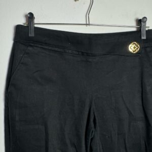 Calça Preta com Botão Dourado Folic – tam 40