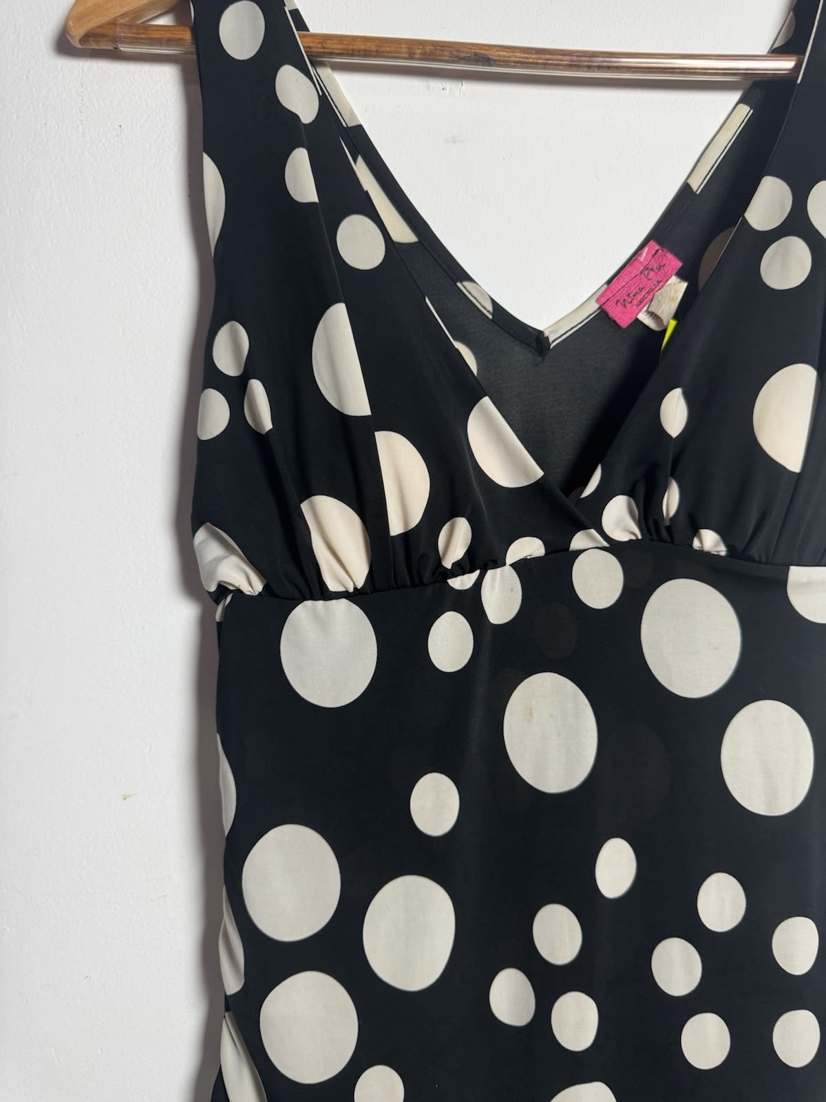 Vestido de Poá Preto e Branco com Bolinhas Variadas - tam M - Imagem 2