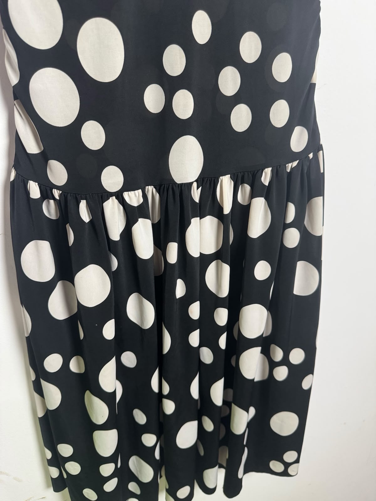 Vestido de Poá Preto e Branco com Bolinhas Variadas - tam M - Imagem 4