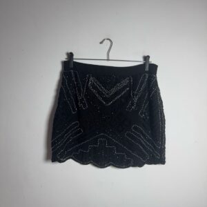 Minissaia preta bordada com miçangas – Papaya – tam G