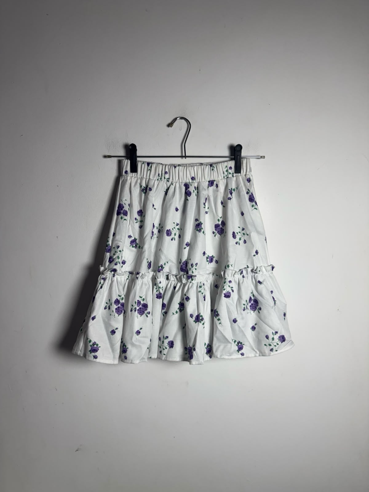 Saia Infantil com Babados e Estampa Floral – Shein – tam 14