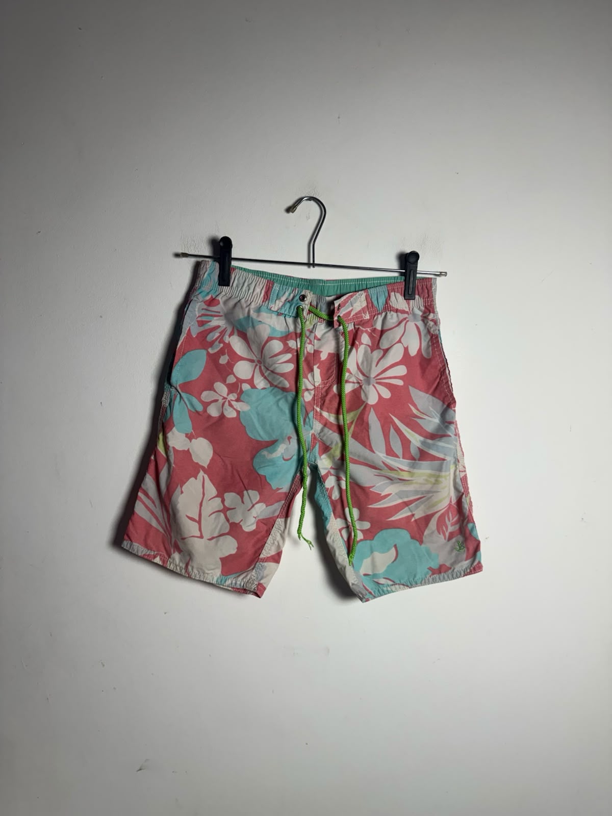 Bermuda Infantil Estampa Floral Rosa e Azul-turquesa – Richards – tam 8/9
