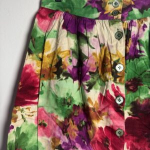 Saia Curta Estampada Floral com Botões – tam PP