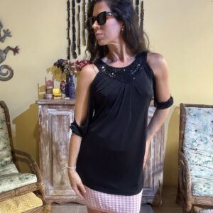 Blusa Preta com Recortes nos Ombros e Paetês – il Shin – tam P