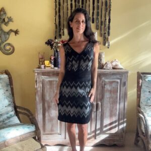 Vestido de Renda Geométrica Preto – Folic – tam P