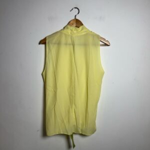 Blusa Amarelo Claro Drapeada – tam G