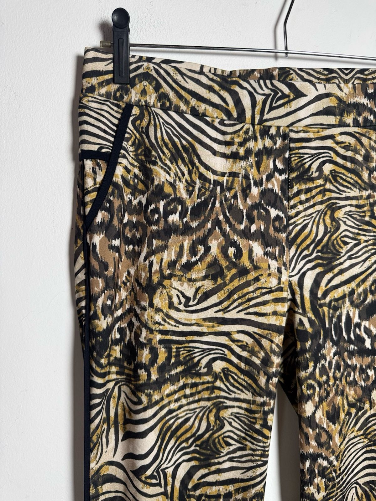 Calça Animal Print de Zebra e Leopardo – tam 38/40 - Imagem 2