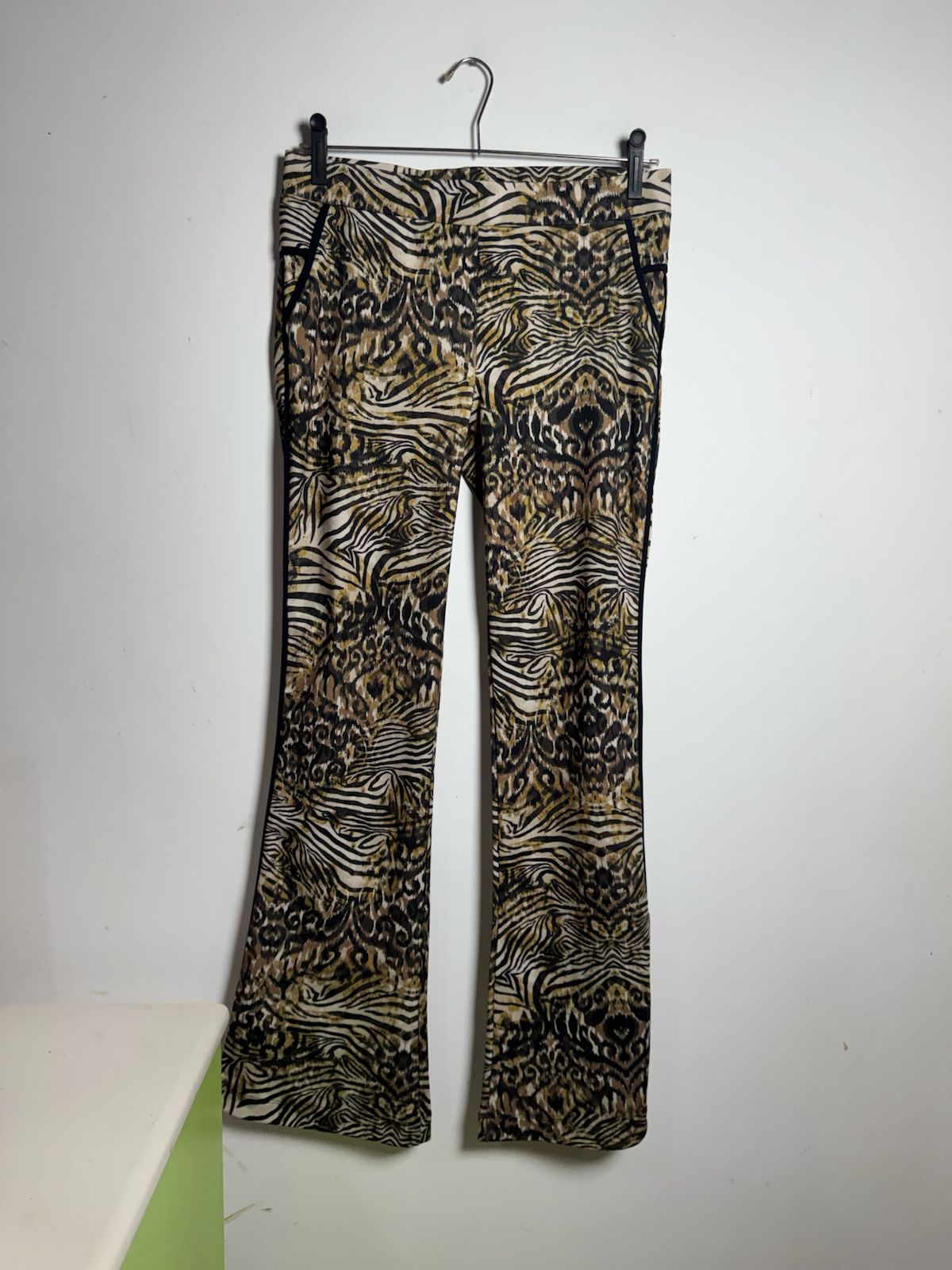 Calça Animal Print de Zebra e Leopardo – tam 38/40