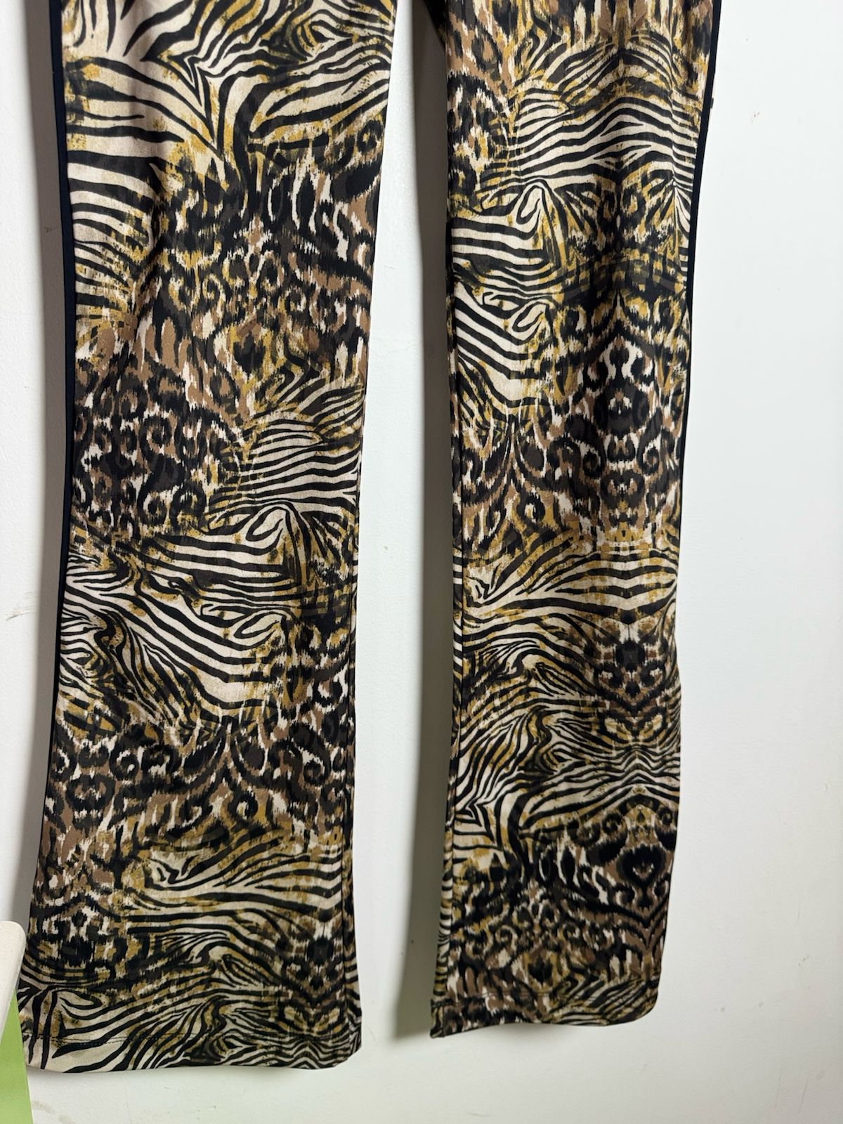 Calça Animal Print de Zebra e Leopardo – tam 38/40 - Imagem 3