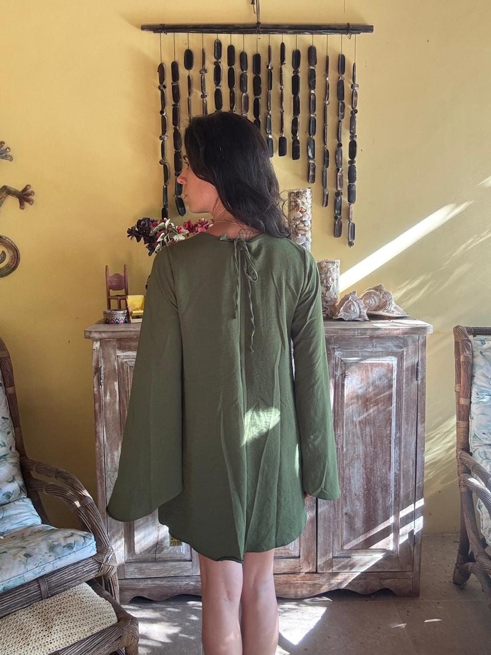 Vestido Verde Musgo com Amarração e Mangas Sino – tam G - Imagem 2
