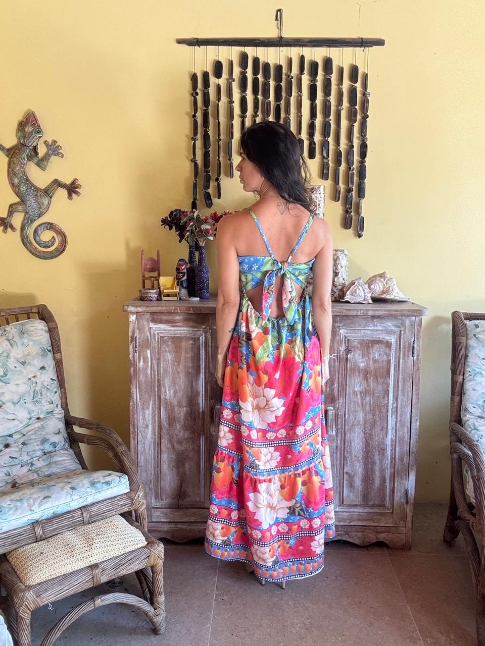 Vestido Longo Estampa Tropical Floral Vermelho e Azul – tam G - Imagem 2