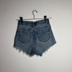 Short Jeans Cintura Alta com Barra Desfiada – Red Rock – tam 36