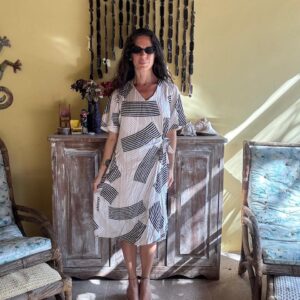 Vestido Nude e Preto Estampado – Joelik – tam P
