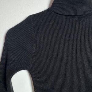Sueter preto com gola – Shein – tam G