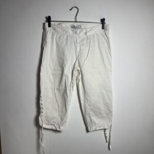 Bermuda Capri Branca com Amarração Lateral – Hit – tam M