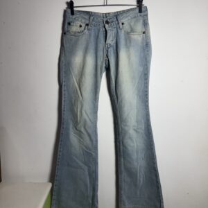 Calça Jeans Feminina Levis Bootcut – tam 42