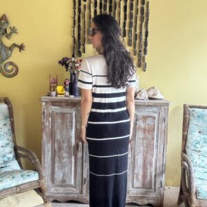 Vestido Longo Listrado Preto e Branco – Cortelle – tam G