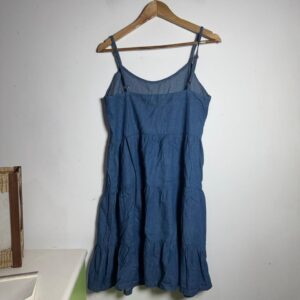 Vestido Jeans com Alças Finas e Saia de Babados – tam M