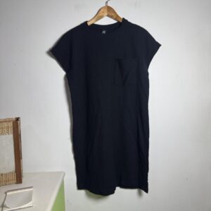 Vestido Preto com Bolso - Hering - tam G