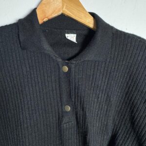Suéter Preto com Ombreiras – Jej – tam 42