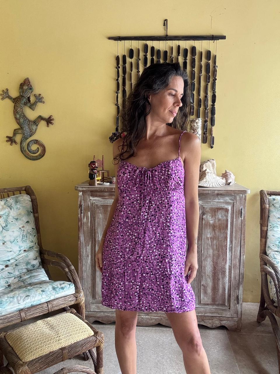 Vestido Curto Alças Finas Lilás Poá – Amaro – tam M