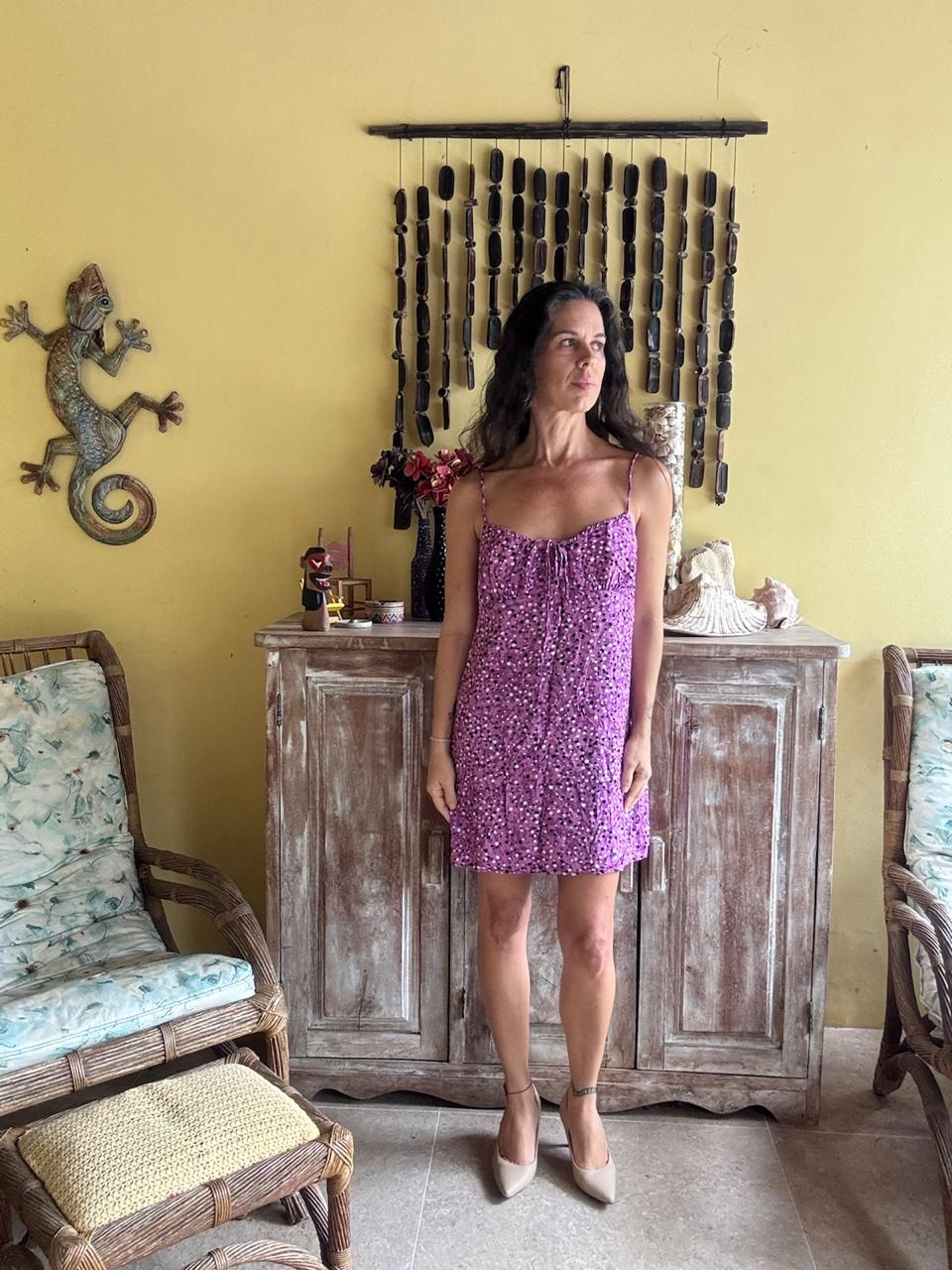 Vestido Curto Alças Finas Lilás Poá – Amaro – tam M - Imagem 4