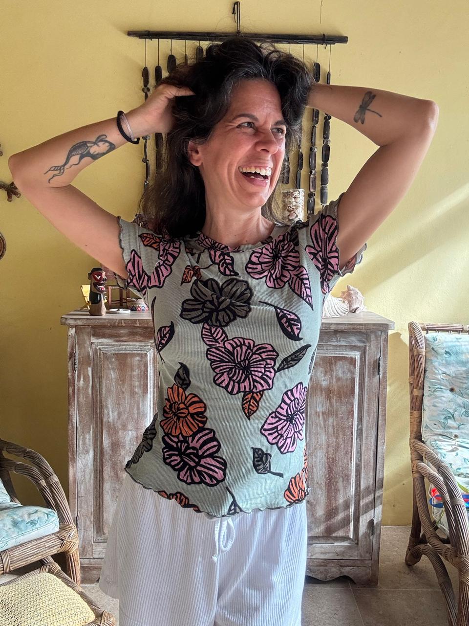 Blusa Estampa Flores – Bluesteel – tam M - Imagem 4
