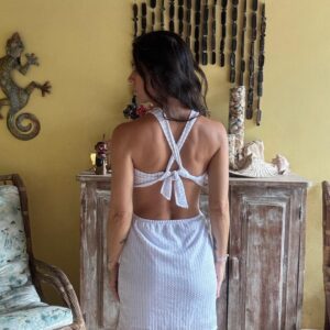 Vestido Curto Branco com Decote Lateral e Amarração nas Costas – Dany Closet – tam M