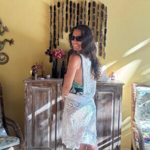 Saída de Praia Branca de Renda com Detalhes Pretos – Cia Marítima – tam G