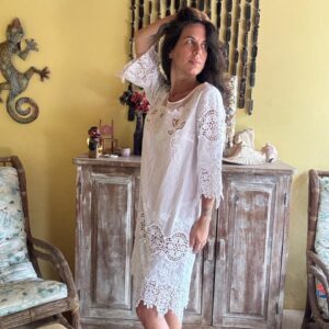 Vestido Branco com Renda e Bordado – Oxo Paxo – tam M