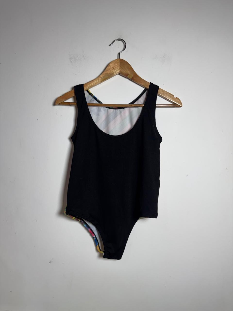 Maiô Estampado e Preto – Leona Prime – tam G - Imagem 2