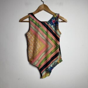 Maiô Estampado e Preto – Leona Prime – tam G