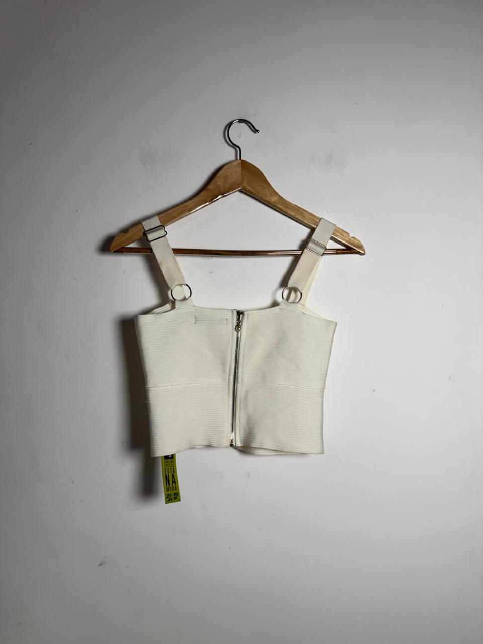 Top Cropped Off-white Canelado com Zíper e Nó Frontal – A Collection – tam M - Imagem 2