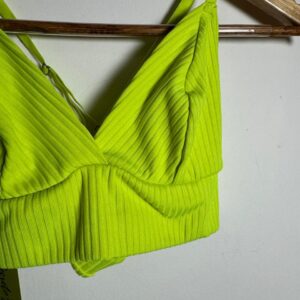 Top Cropped Canelado Neon Amarelo – tam P