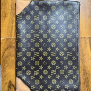 Capa para Notebook Estampa Monogram Marrom e Bege Estilo Louis Vuitton – tam U