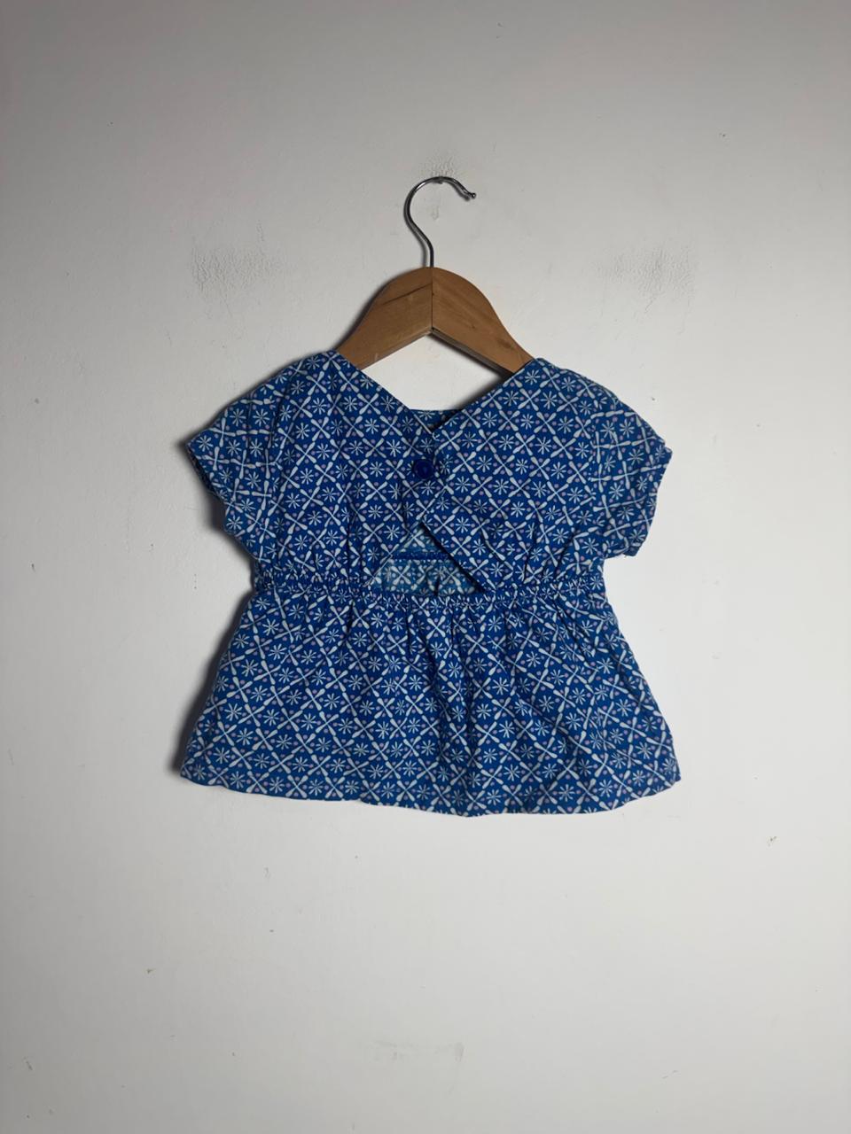 Blusa Estampa Floral Geométrica Azul Carter's – tam 2 - Imagem 4