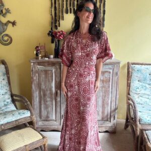 Vestido Longo Estampado Vinho e Off-White com Cut-outs – Boah – tam G