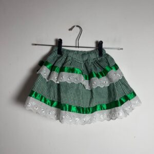 Conjunto Short Saia e Top Infantil Verde e Branco Quadriculado com Babados e Laços – tam M